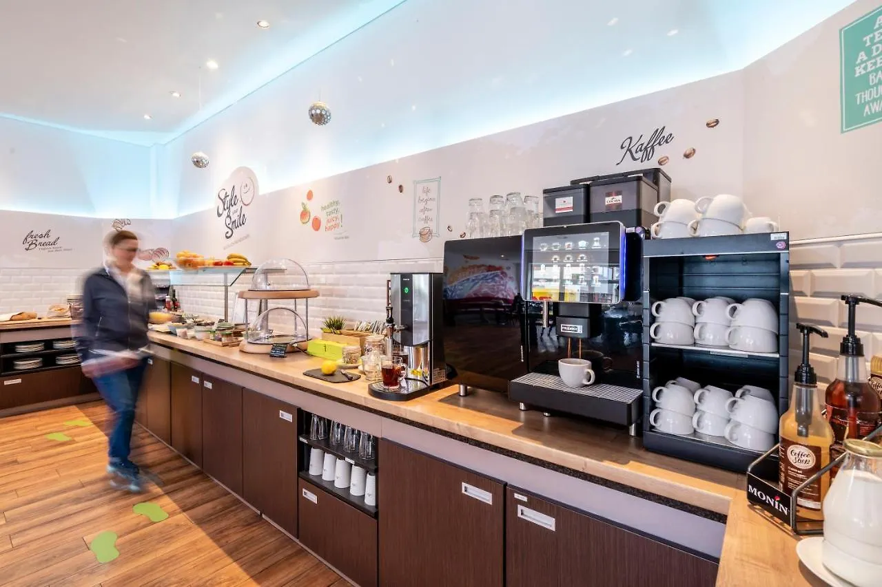 Ibis Styles Hamburg Alster City Hotel