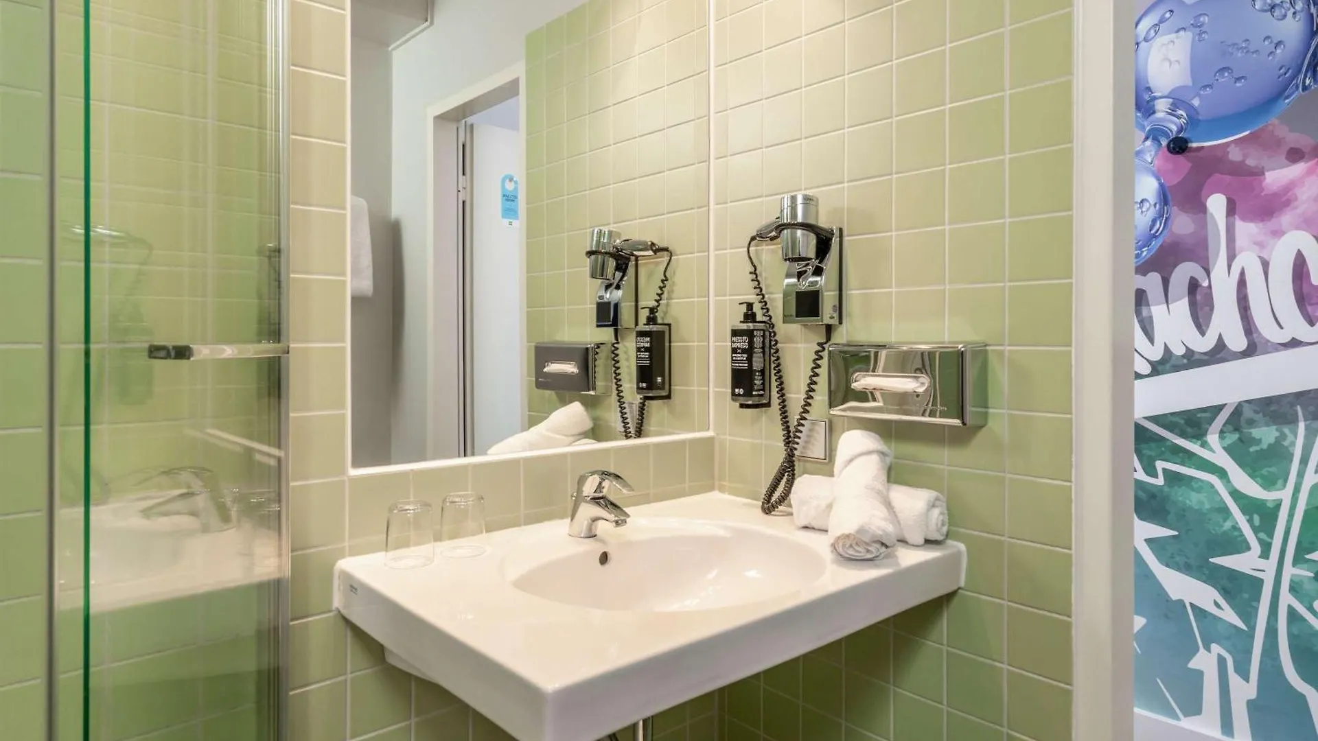 Ibis Styles Hamburg Alster City Hotel